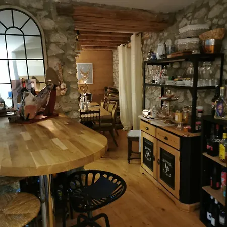 Vendégház La Petite Chapelle